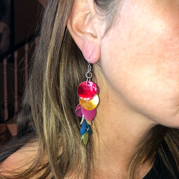 Colorful Shell Earrings - Picture 2 of 3